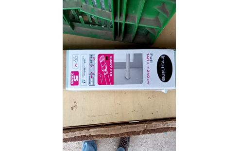 BARRE EXTENSIBLE DE DOUCHE