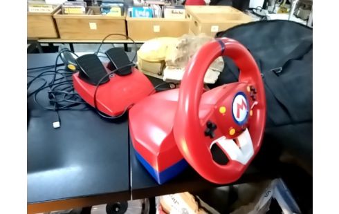 VOLANT ET PEDALIER MARIO KART