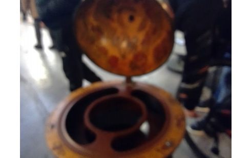 BAR GLOBE MAPPEMONDE