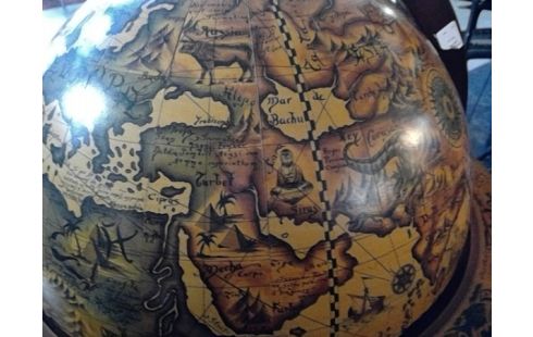 BAR GLOBE MAPPEMONDE