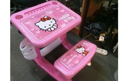 BUREAU ENFANT HELLO KITTY