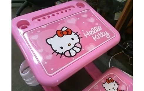 BUREAU ENFANT HELLO KITTY