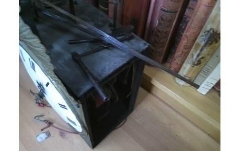 MECANISME DE COMTOISE AVEC PENDULE ET CLEF