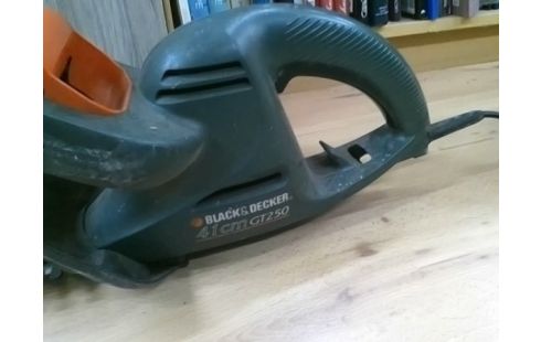 TAILLE HAIE BLACK&DECKER GT250