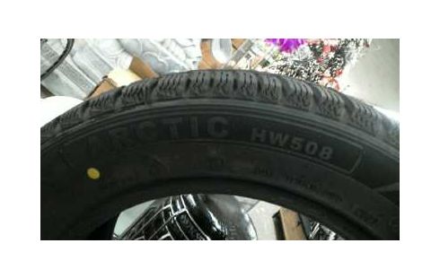 PNEU  HIVER  215/55/R16 X4