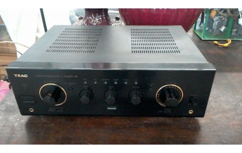 AMPLI TEAC A-R600
