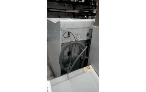 MACHINE A LAVER LADEN