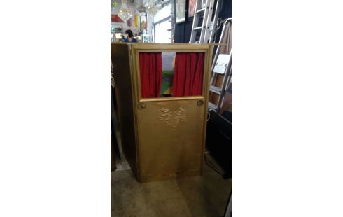 THEATRE MARIONNETTES