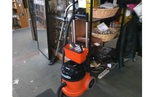 ASPIRATEUR NUMATIC PVT390A