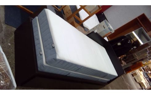 LIT BANQUETTE IKEA + 2 MATELAS