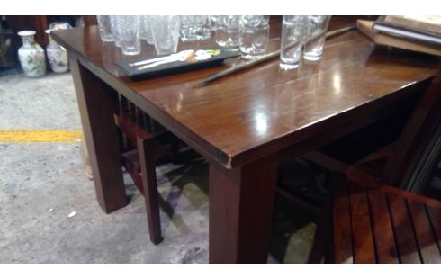 SALLE A MANGER BOIS EXOTIQUE