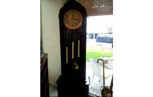 STANDUHR <ROMANS> HOLZ DUNKEL VERZIERT