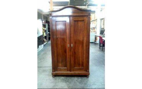 SCHRANK 2-TÜREN HOLZ NUSSBAUM MIT STANGE