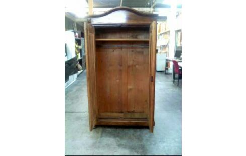 SCHRANK 2-TÜREN HOLZ NUSSBAUM MIT STANGE