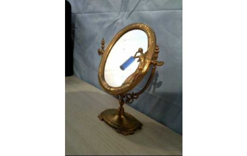 TISCHSPIEGEL KLEIN OVAL MIT DAME VINTAGE