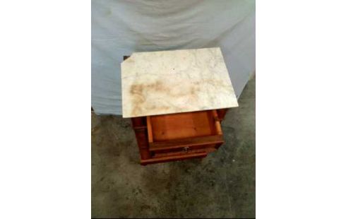NACHTTISCH ANTIK MAMOROBERFL. HOLZ 1-SCHUBL. 1-TÜR