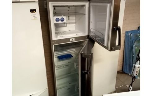 COMBI FRIGO CONGELATEUR whrilpool chrome