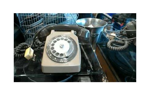 WÄHLSCHEIBENTELEFON