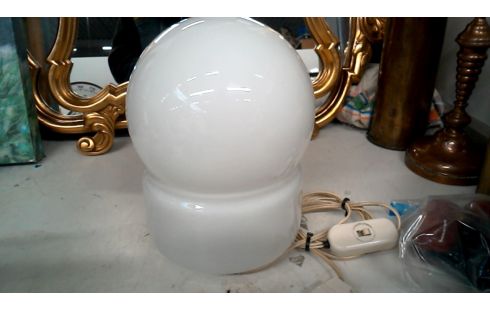 STEHLAMPE IM VINTAGE-STIL