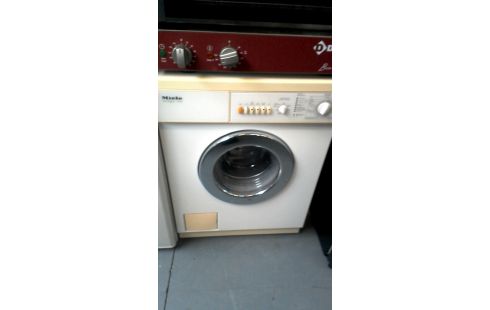 WASMACHINE MIELE NOVOTRONIC W832