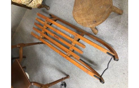 LUGE BOIS DECORATION