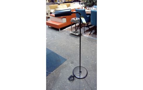 LAMPADAIRE NOIR IKEA