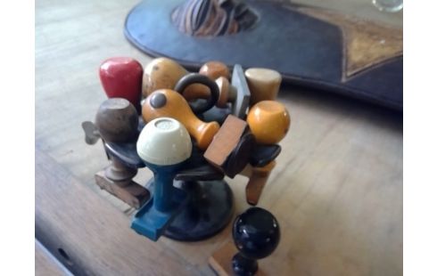 OBJET DECO TAMPONS RETROS DE BUREAU