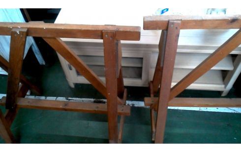 SCHRAAG HOUT LOT VAN 2