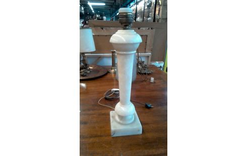 STAANDE LAMP 1 MARMER WIT