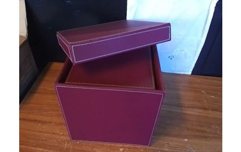 LOT DE BOITES GIGOGNES