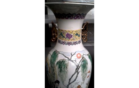 VASE CHINESISCH WEISS