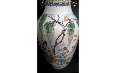 VASE CHINESISCH WEISS