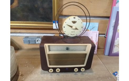 RADIO A LAMPE 1960 FONCTIONNELLE RADIOLA