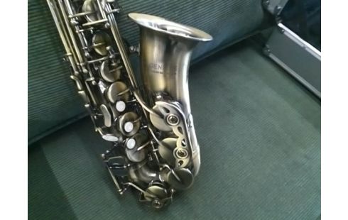 SAXOPHONE ALTO GENUINE + ACCESSOIRE+ETUI