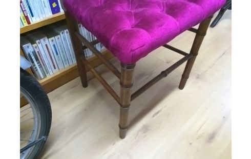 CHAISE ASSISE TISSU FUSHIA