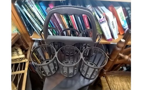 PORTE BOUTEILLE PLASTIQUE MARRON