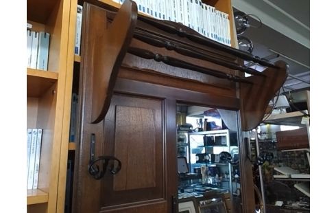 VESTIAIRE EN BOIS AVEC MIROIR