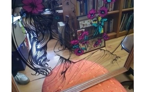 CADRE FEMME AVEC FLEURS