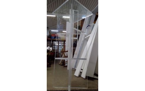 MESA DE SERVICIO PLEXIGLÁS