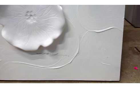 KUNSTWERK KOIS EN  BLADEREN GESIGNEERD