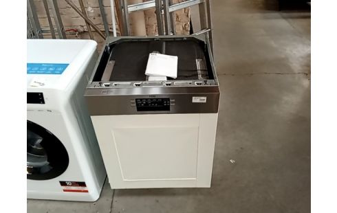 LAVE VAISSELLE ENCASTRABLE AEG 2 ans
