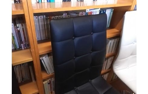 CHAISE MODERNE NOIRE