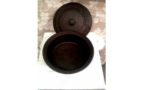 TOPF GUSSEISEN MIT DECKEL <SHROPSHIRE>