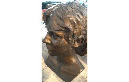 BUSTO MUJER YESO BRONCE COLOR