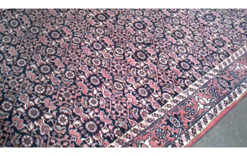 TEPPICH HANDGEKNÖPFT IRAN