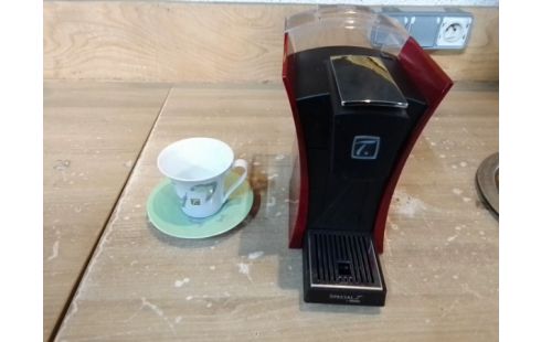 MACHINE A THÉ ÉLECTRIQUE + TASSE