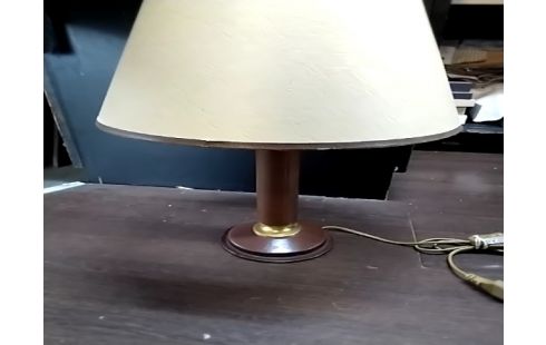 LAMPE DE BUREAU PIED CUIR MARRON