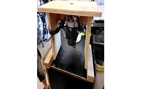 DEFONCEUSE + SUPPORT TABLE  BOIS