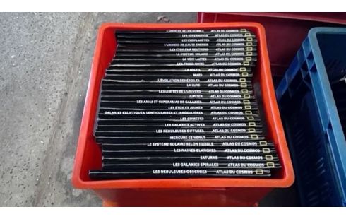LOT 60 LIVRES  COSMOS