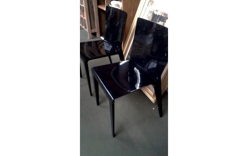 STOEL LOT VAN 2 ZWART